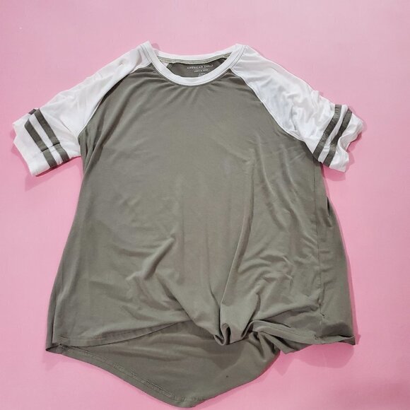 American Eagle Outfitters Tops - 🌼 American Eagle Green White Soft and Sexy Short Sleeve Shirt 🌼